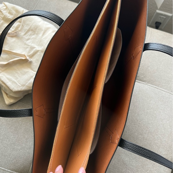 Tory Burch Perry Triple Compartment Tote - Picture 9 of 12